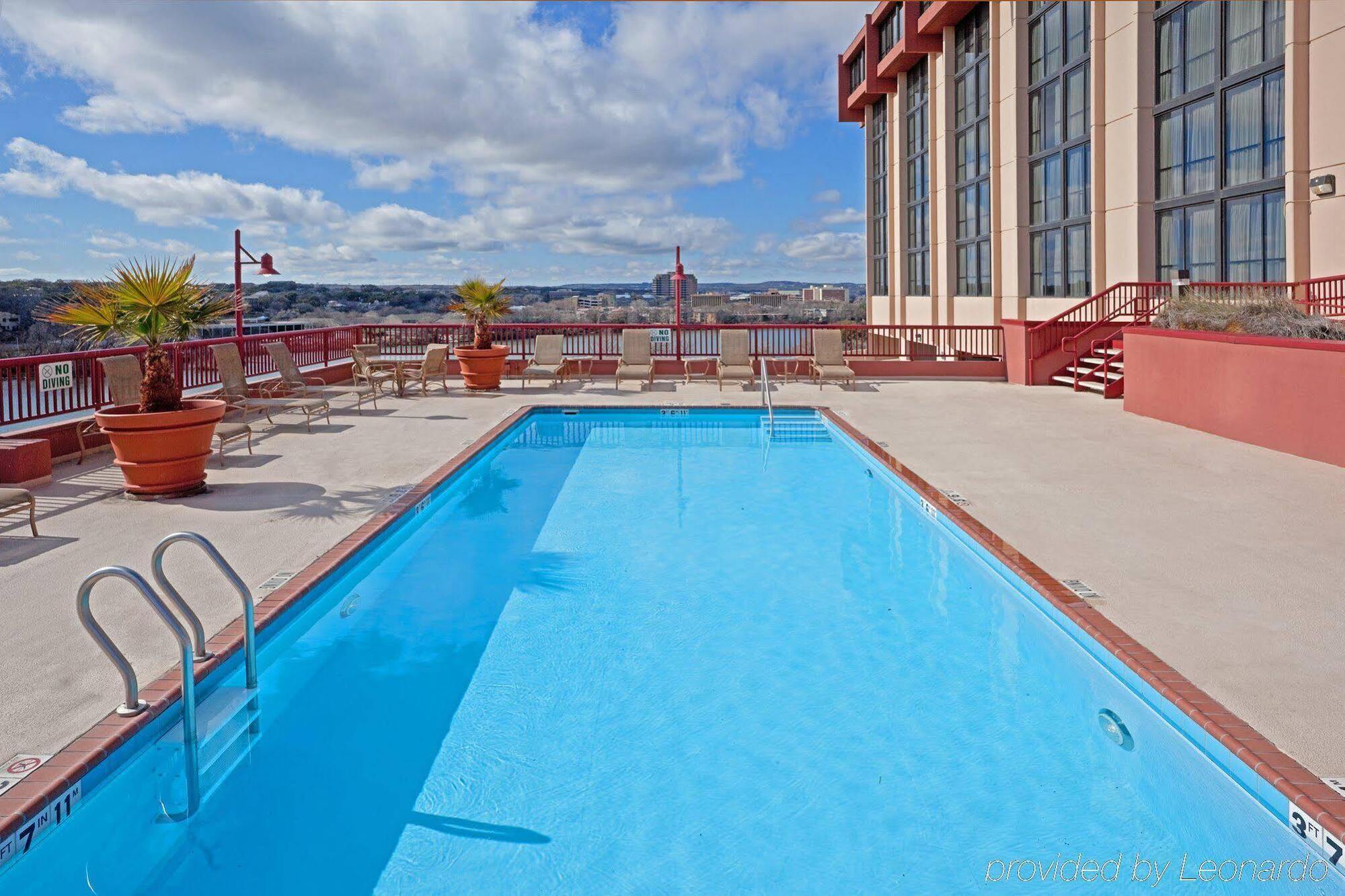 Holiday Inn Austin -Town Lake By Ihg Dış mekan fotoğraf